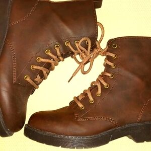 Time and tru brown side zip moto combat boots size 6.5